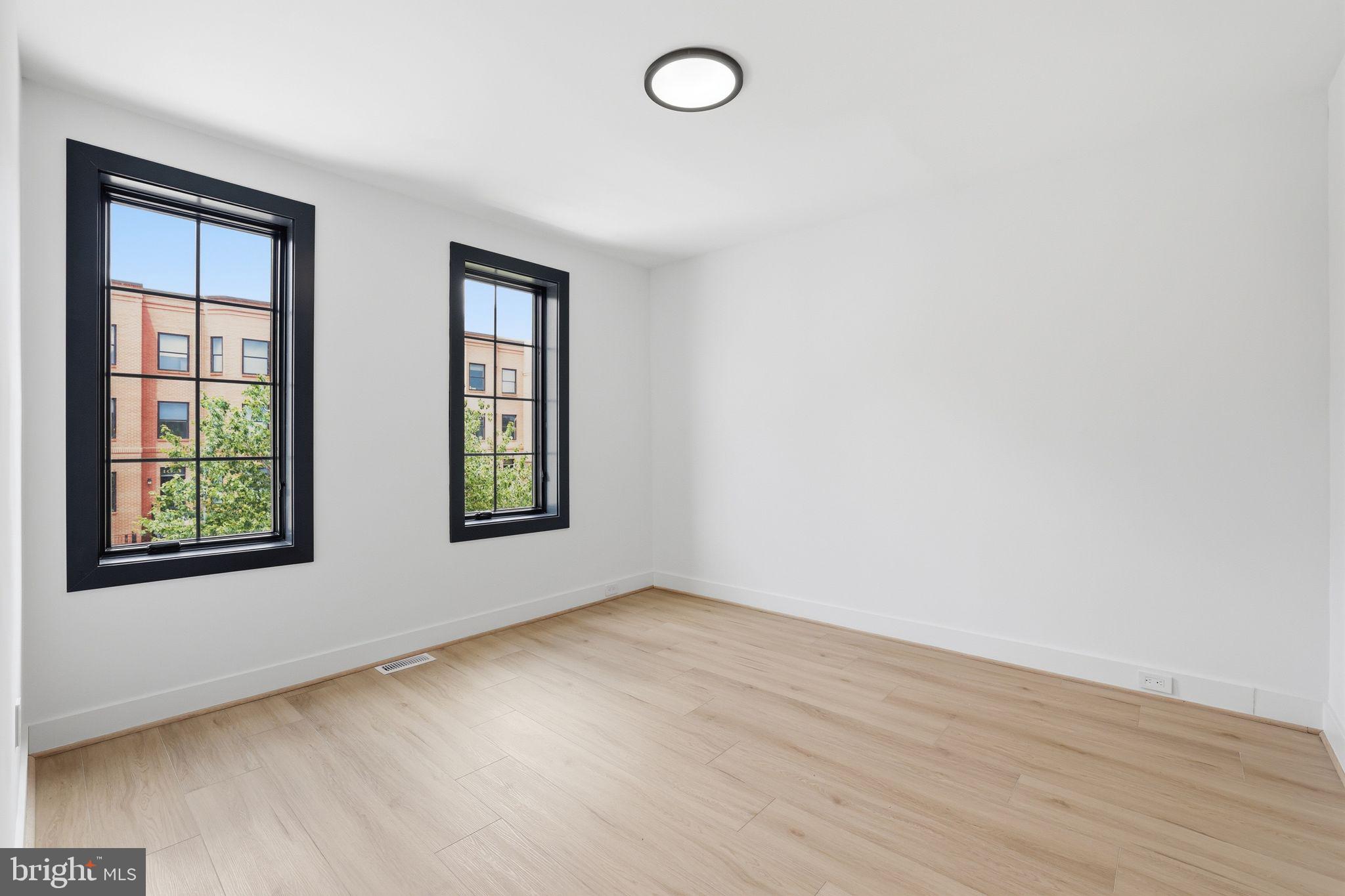 1024 Spring Road Northwest Washington, DC 20010 - Photo 20 of 30