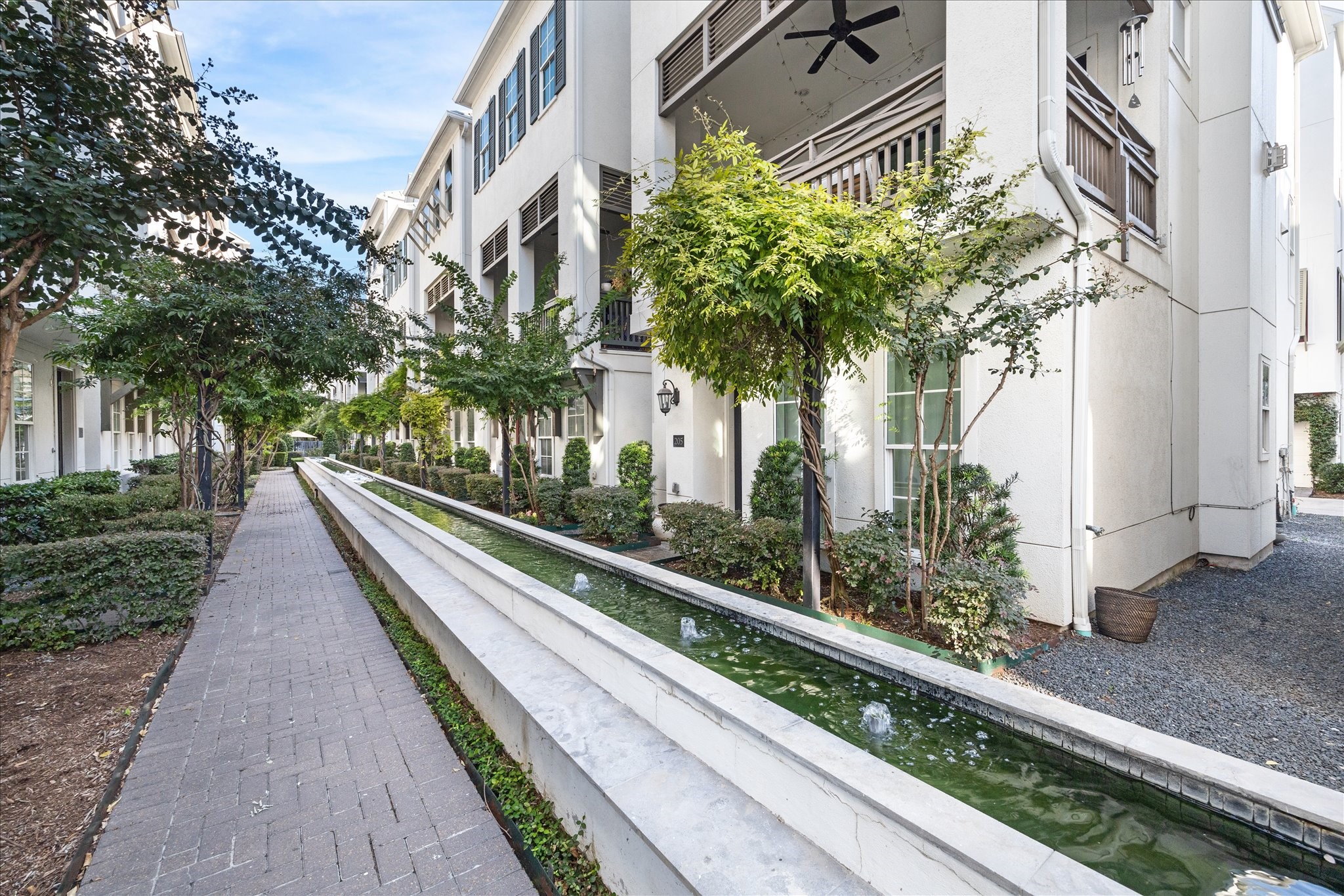 2714 Harvard Street Houston, TX 77008 - Photo 29 of 31
