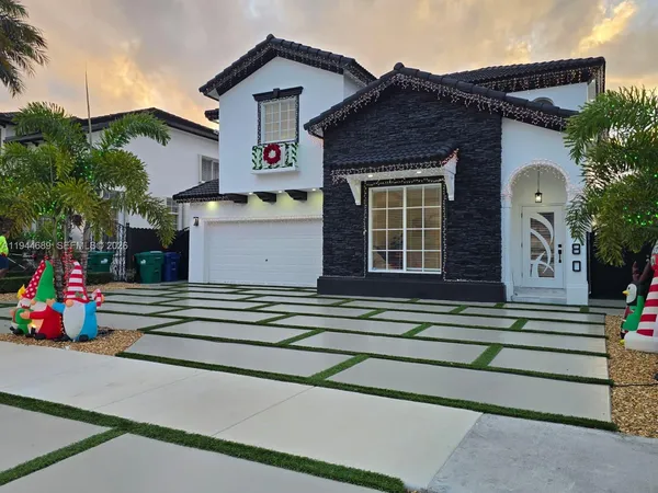 $1,150,000 | 1680 Southwest 154th Path, Miami, FL 33185