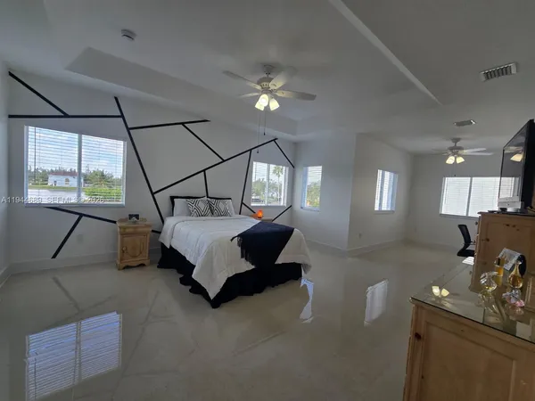 $1,150,000 | 1680 Southwest 154th Path, Miami, FL 33185