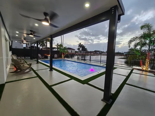 $1,150,000 | 1680 Southwest 154th Path, Miami, FL 33185