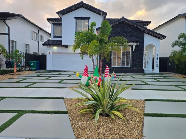 $1,150,000 | 1680 Southwest 154th Path, Miami, FL 33185