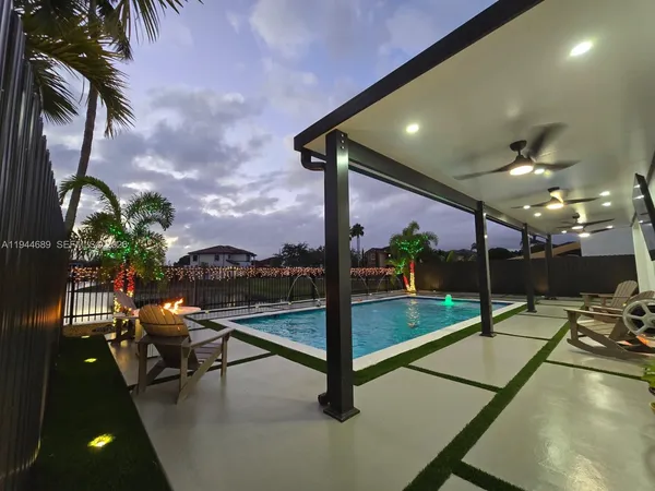 $1,150,000 | 1680 Southwest 154th Path, Miami, FL 33185