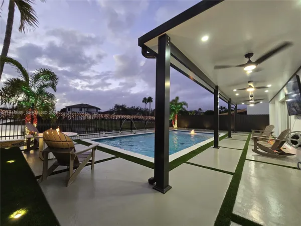 $1,150,000 | 1680 Southwest 154th Path, Miami, FL 33185