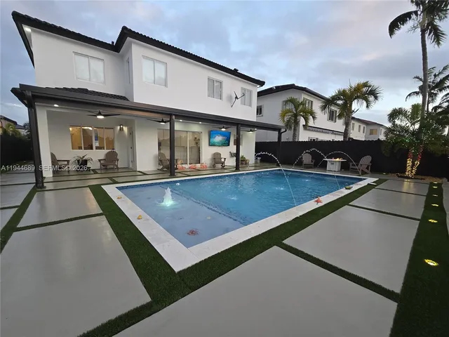 $1,199,999 | 1680 Southwest 154th Path, Miami, FL 33185