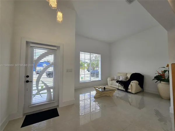 $1,150,000 | 1680 Southwest 154th Path, Miami, FL 33185