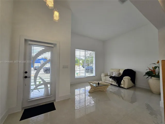 $1,199,999 | 1680 Southwest 154th Path, Miami, FL 33185