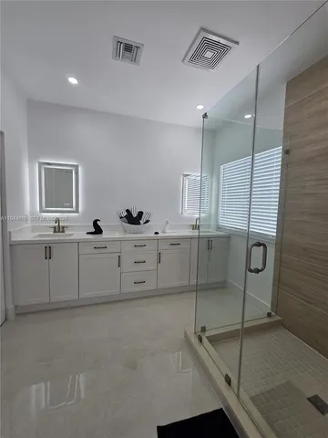 $1,199,999 | 1680 Southwest 154th Path, Miami, FL 33185