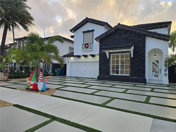 $1,150,000 | 1680 Southwest 154th Path, Miami, FL 33185