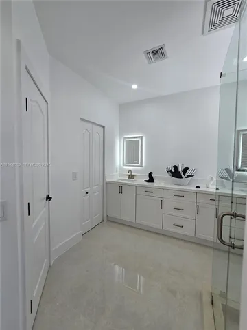 $1,199,999 | 1680 Southwest 154th Path, Miami, FL 33185