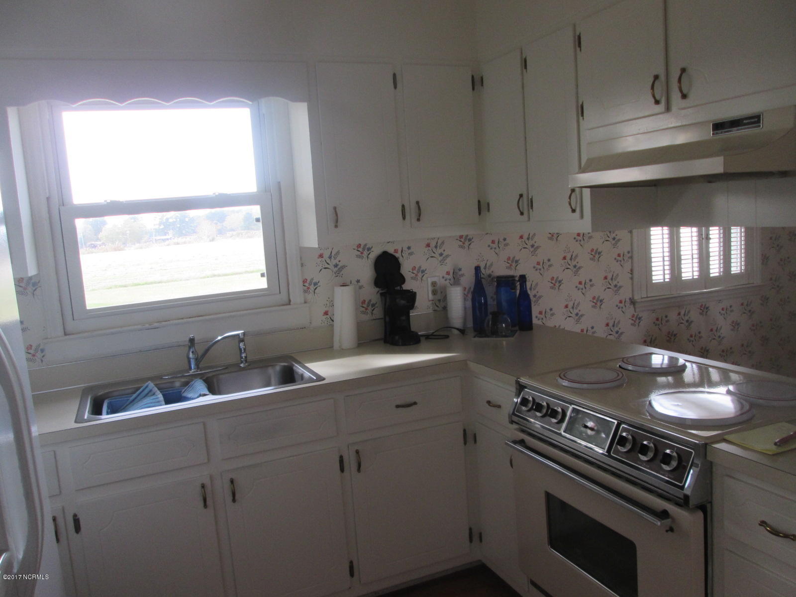 3852 Robin Road Ayden, NC 28513 - Photo 25 of 42 kit 3