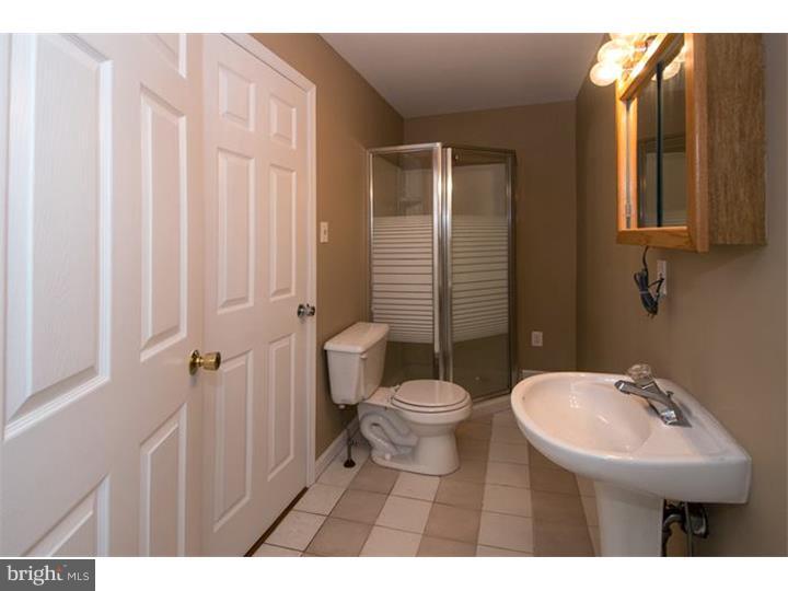 443 Irish Road Berwyn, PA 19312 - Photo 17 of 24 Bathroom