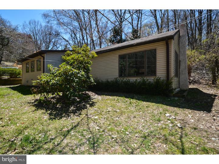 443 Irish Road Berwyn, PA 19312 - Photo 5 of 24
