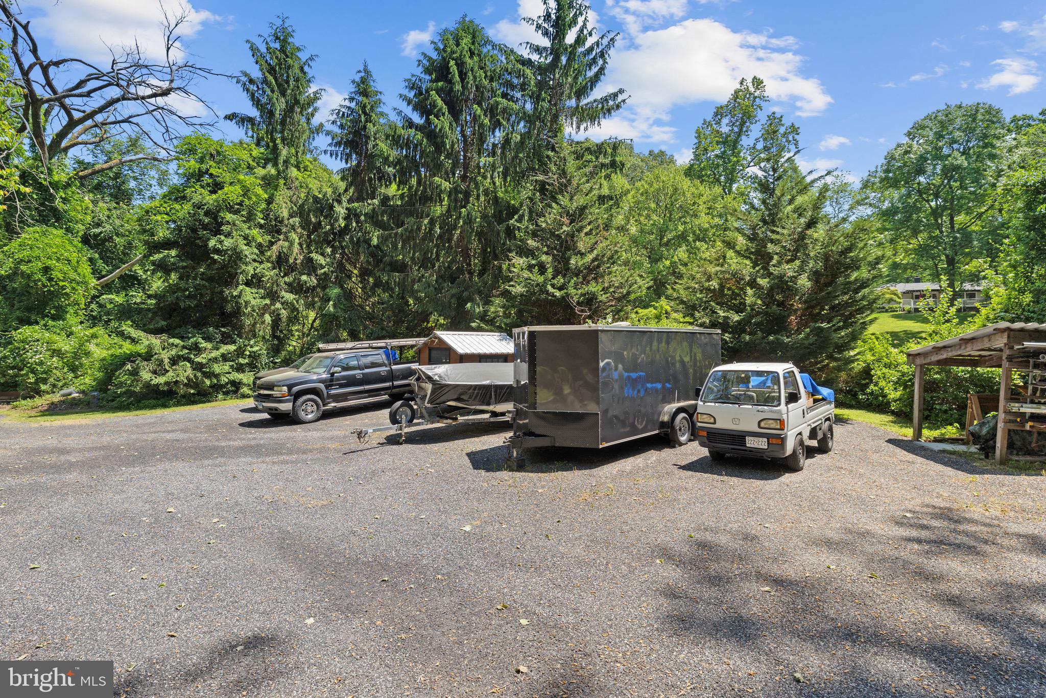 11708 Chapman Road Kingsville, MD 21087 - Photo 44 of 68 Workshop Parking separate access