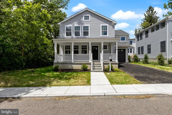 $1,350,000 | 129 Rockland Avenue, Narberth, PA 19072