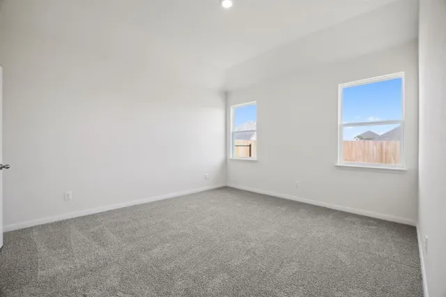 a view of empty room with window