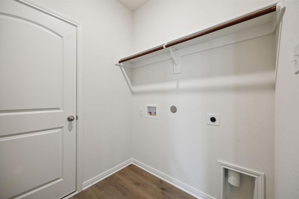 9908 Fighting Falcon Way Fort Worth, TX 76131 - Photo 10 of 22 a view of small space