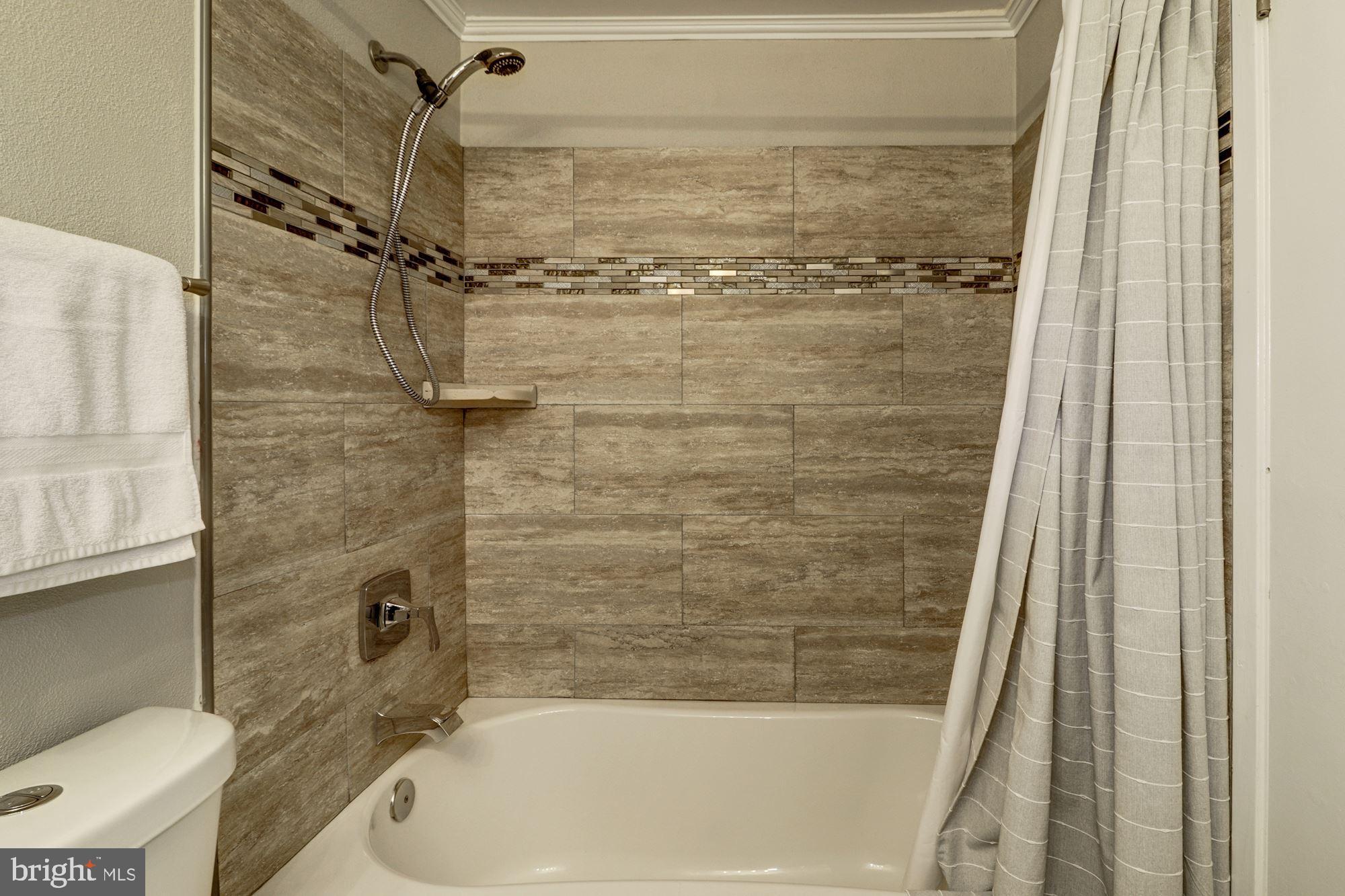6261 Sandchain Road Columbia, MD 21045 - Photo 20 of 34 Second Full Bath