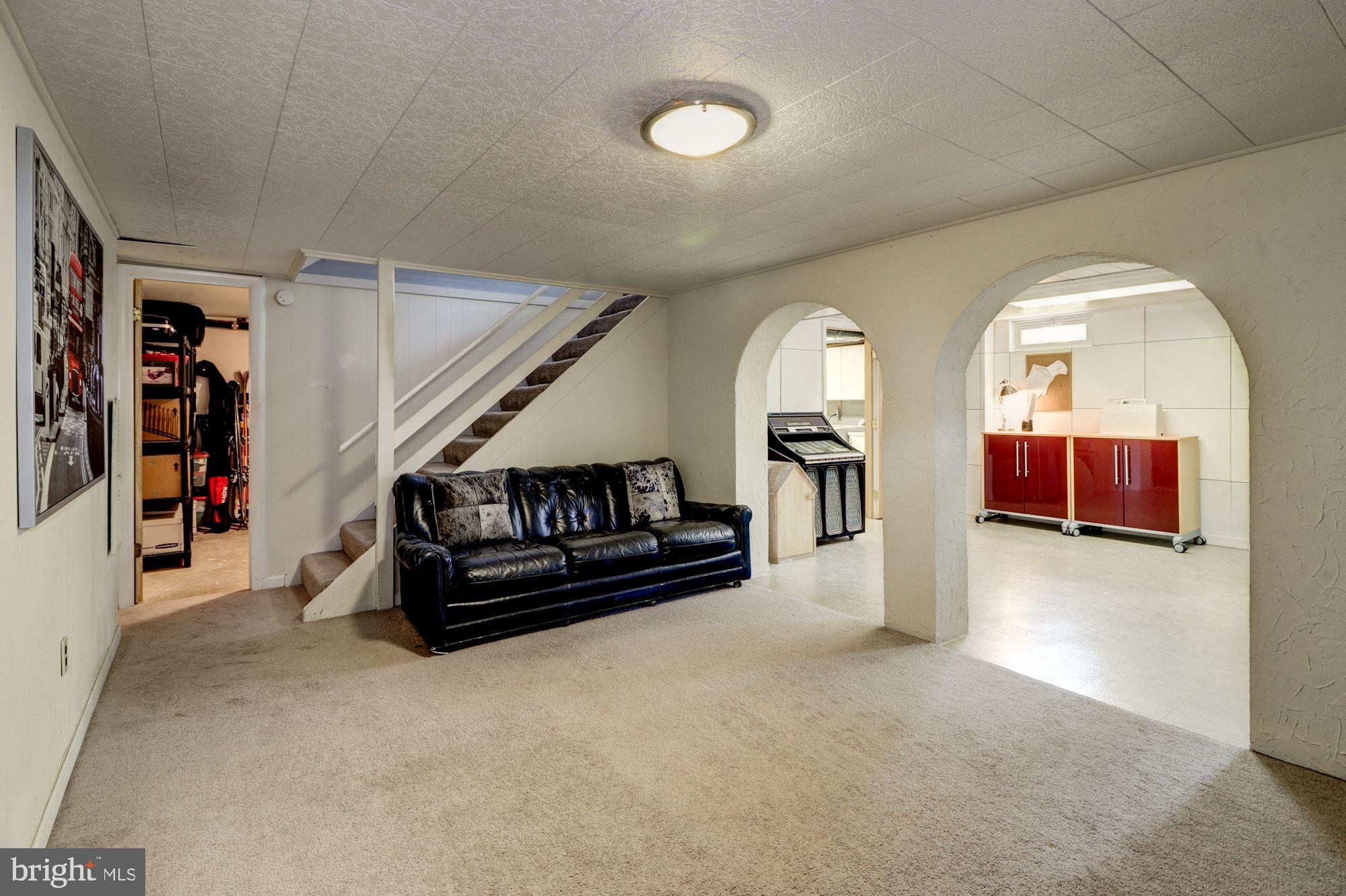 6261 Sandchain Road Columbia, MD 21045 - Photo 25 of 34 Lower Level Family Room
