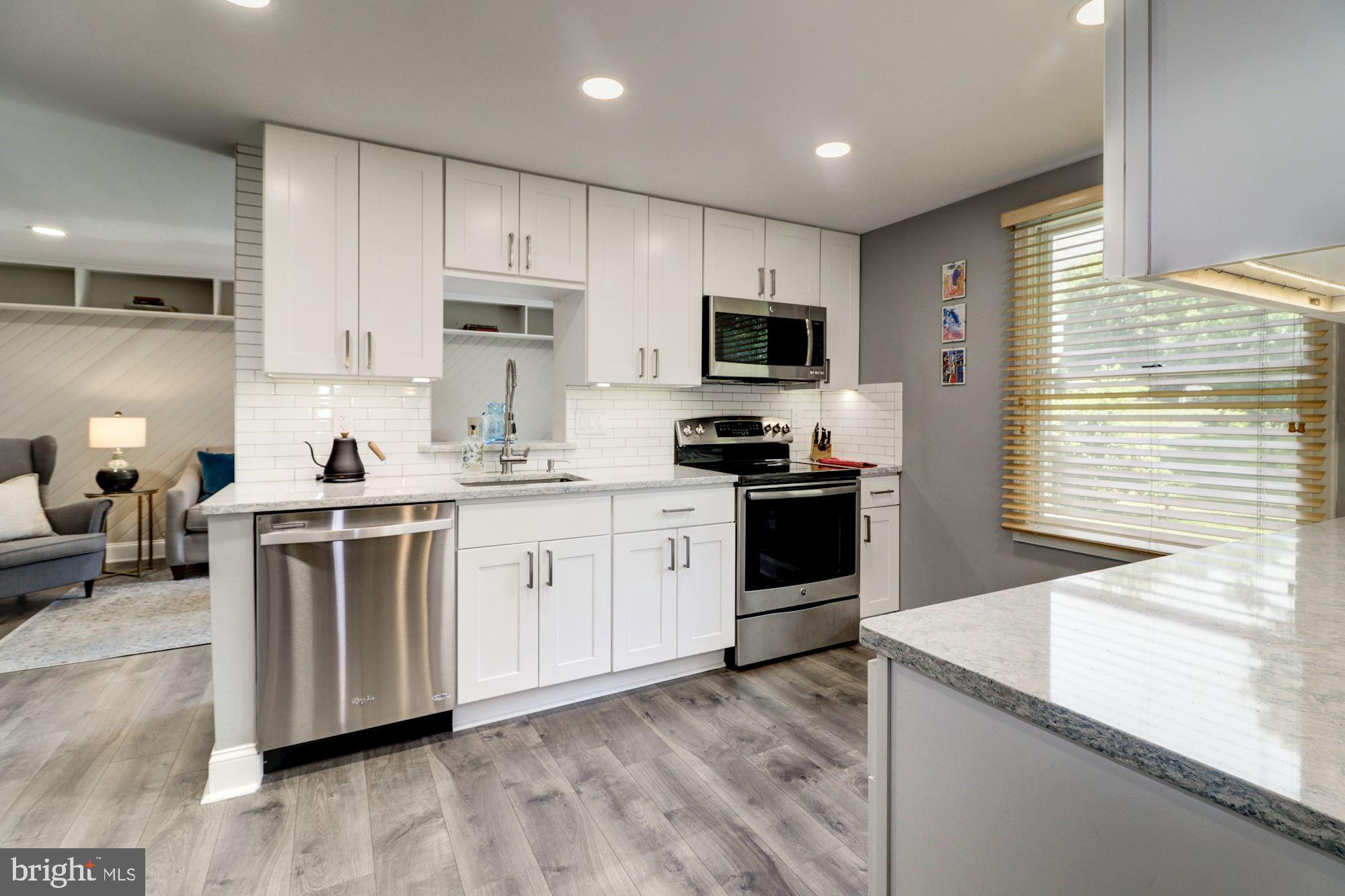 6261 Sandchain Road Columbia, MD 21045 - Photo 8 of 34 Kitchen