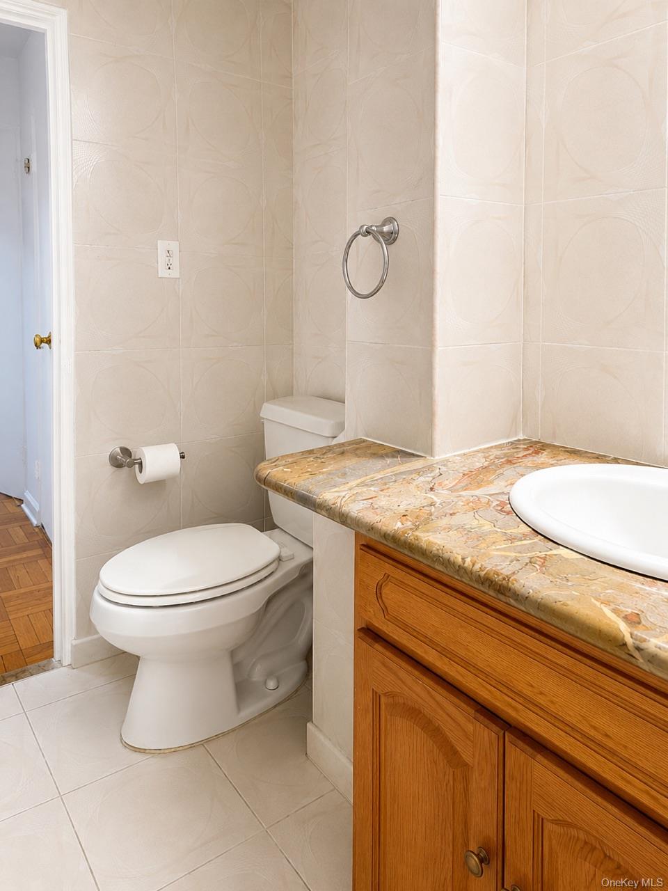 98-25 64th Road, Unit 1H Queens, NY 11374 - Photo 5 of 10