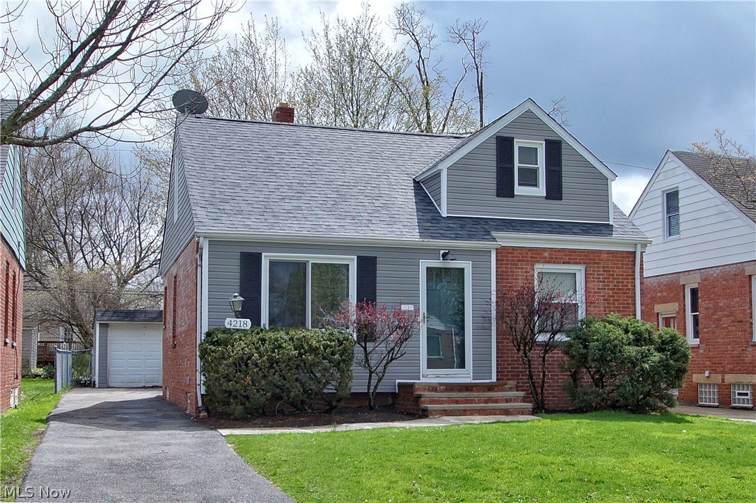 4218 Ellison Road Cleveland, OH 44121 - Photo 1 of 31