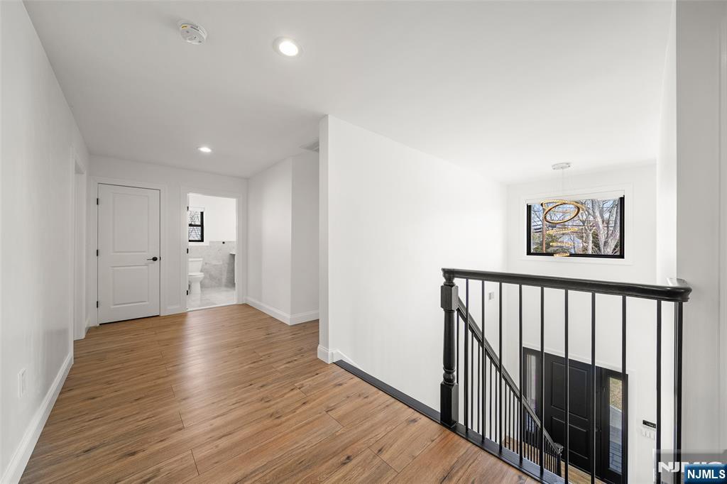 129 Rivervale Road River Vale, NJ 07675 - Photo 15 of 29