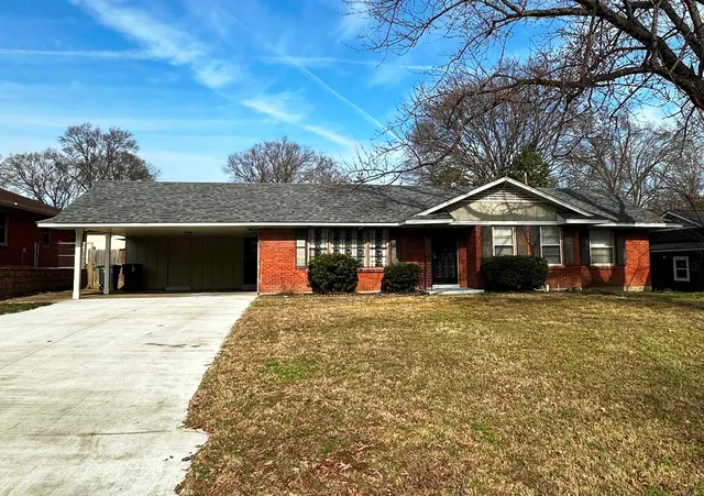 $1,350 | 470 Dreger Road, Memphis, TN 38109