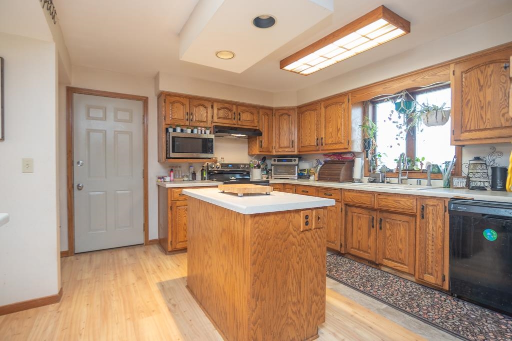 3601 South Bob-O-Link Lane Appleton, WI 54915 - Photo 13 of 54