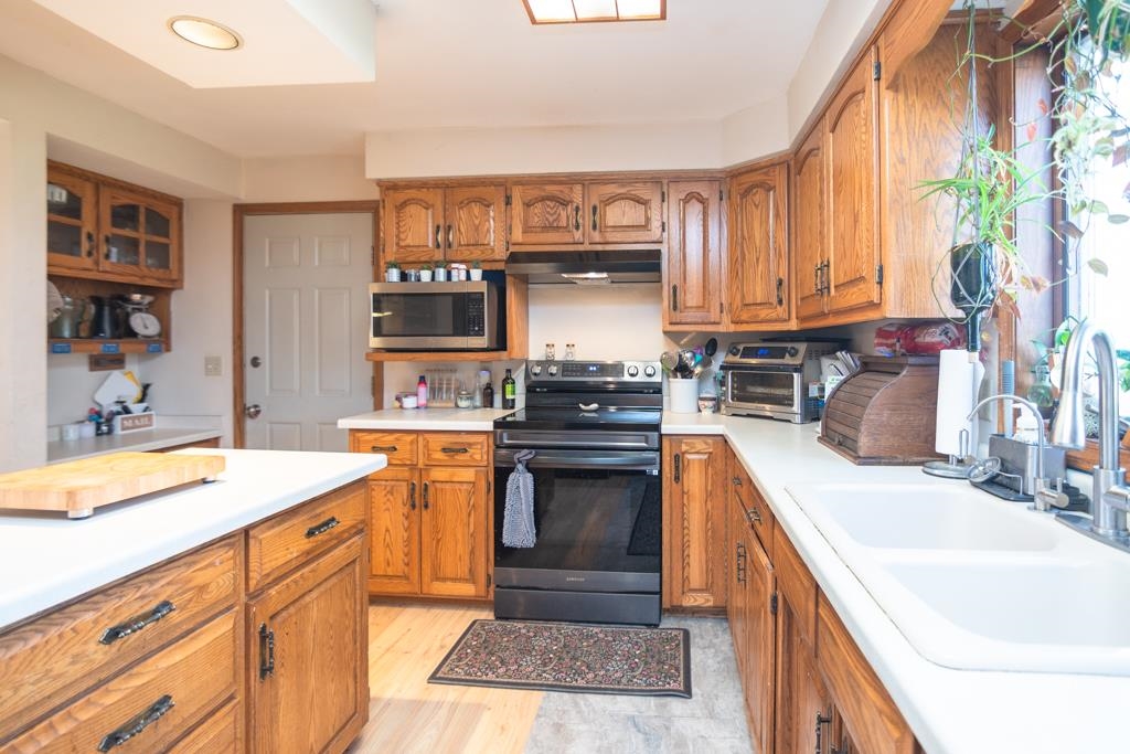 3601 South Bob-O-Link Lane Appleton, WI 54915 - Photo 15 of 54