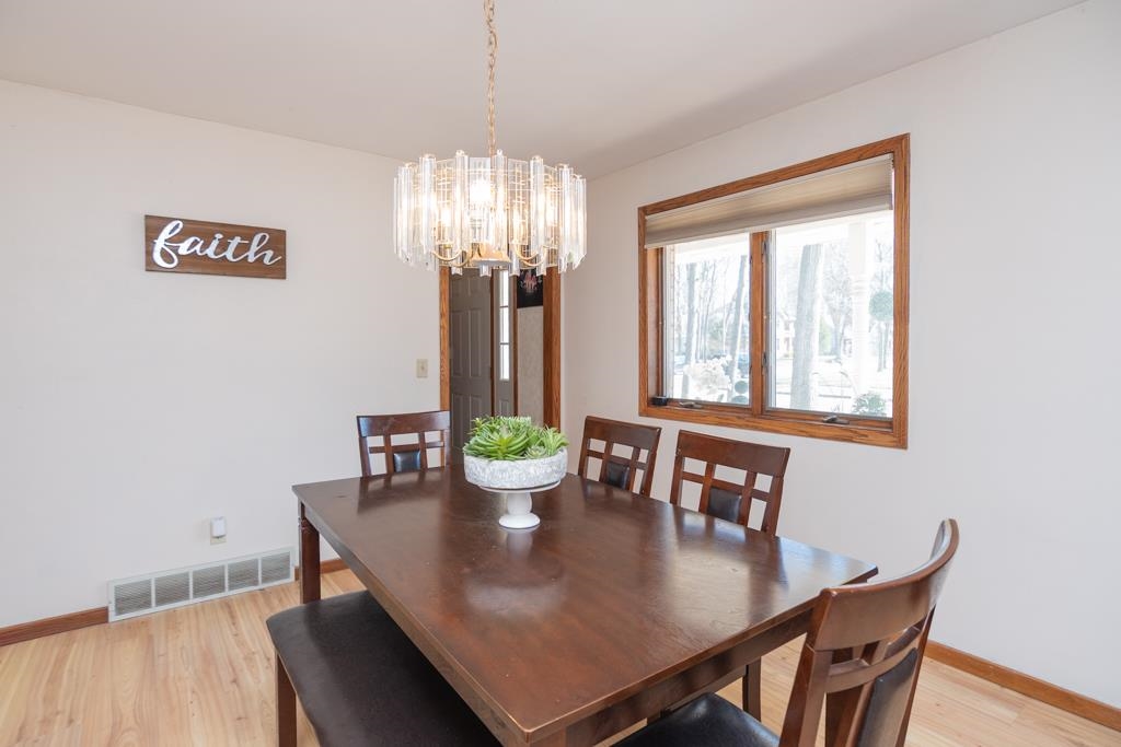 3601 South Bob-O-Link Lane Appleton, WI 54915 - Photo 19 of 54