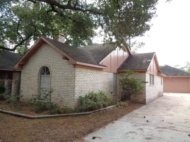 $1,950 | 12607 Big Stone Drive, Houston, TX 77066