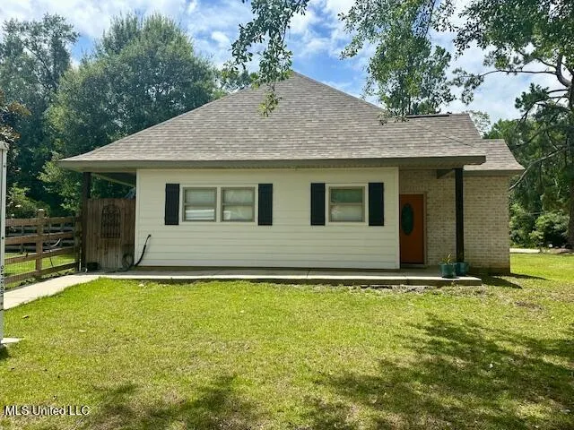 $184,000 | 100 South Loftin Street, Picayune, MS 39466