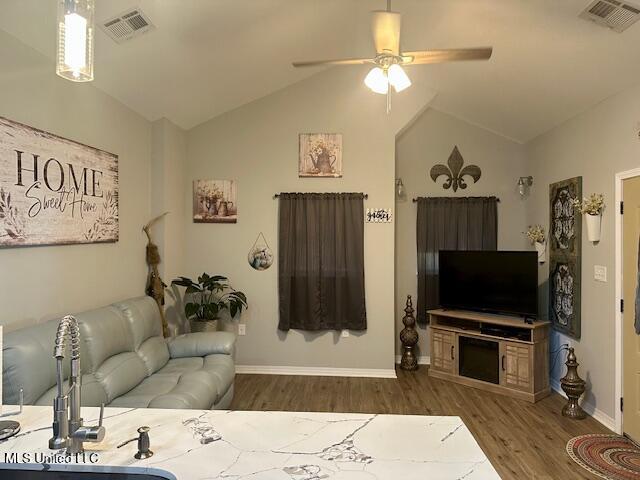 100 South Loftin Street Picayune, MS 39466 - Photo 7 of 26 IMG_9001 - Copy