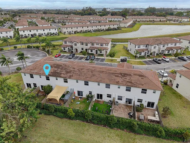 $3,050 | 12307 Northwest 23rd Court, Unit 12307, Miami, FL 33147