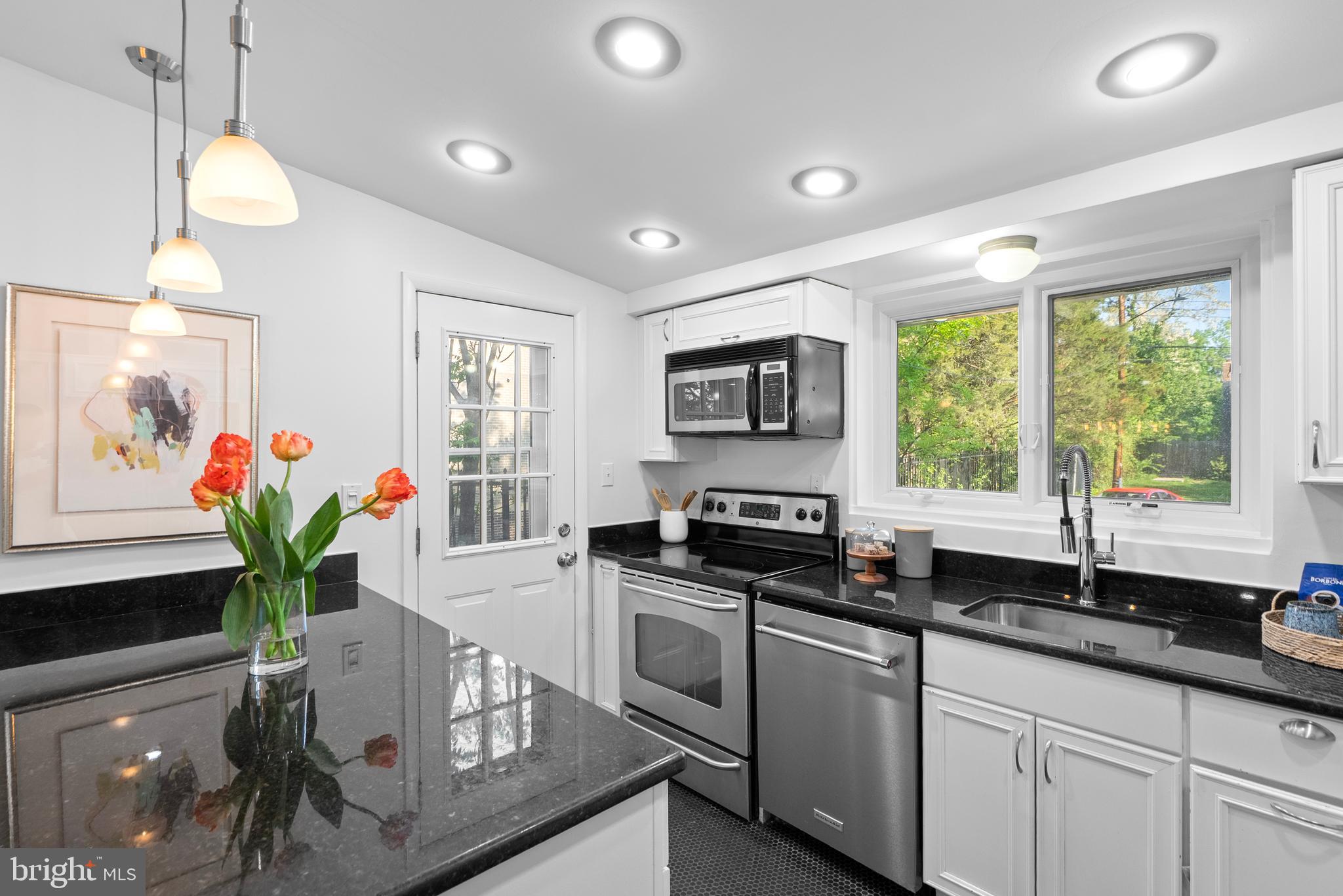2954 Viewpoint Road Alexandria, VA 22314 - Photo 23 of 61
