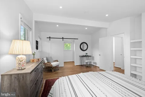 $979,000 | 2954 Viewpoint Road, Alexandria, VA 22314