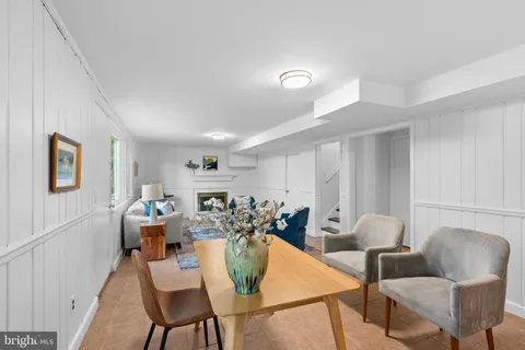 $979,000 | 2954 Viewpoint Road, Alexandria, VA 22314