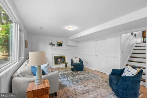 $979,000 | 2954 Viewpoint Road, Alexandria, VA 22314