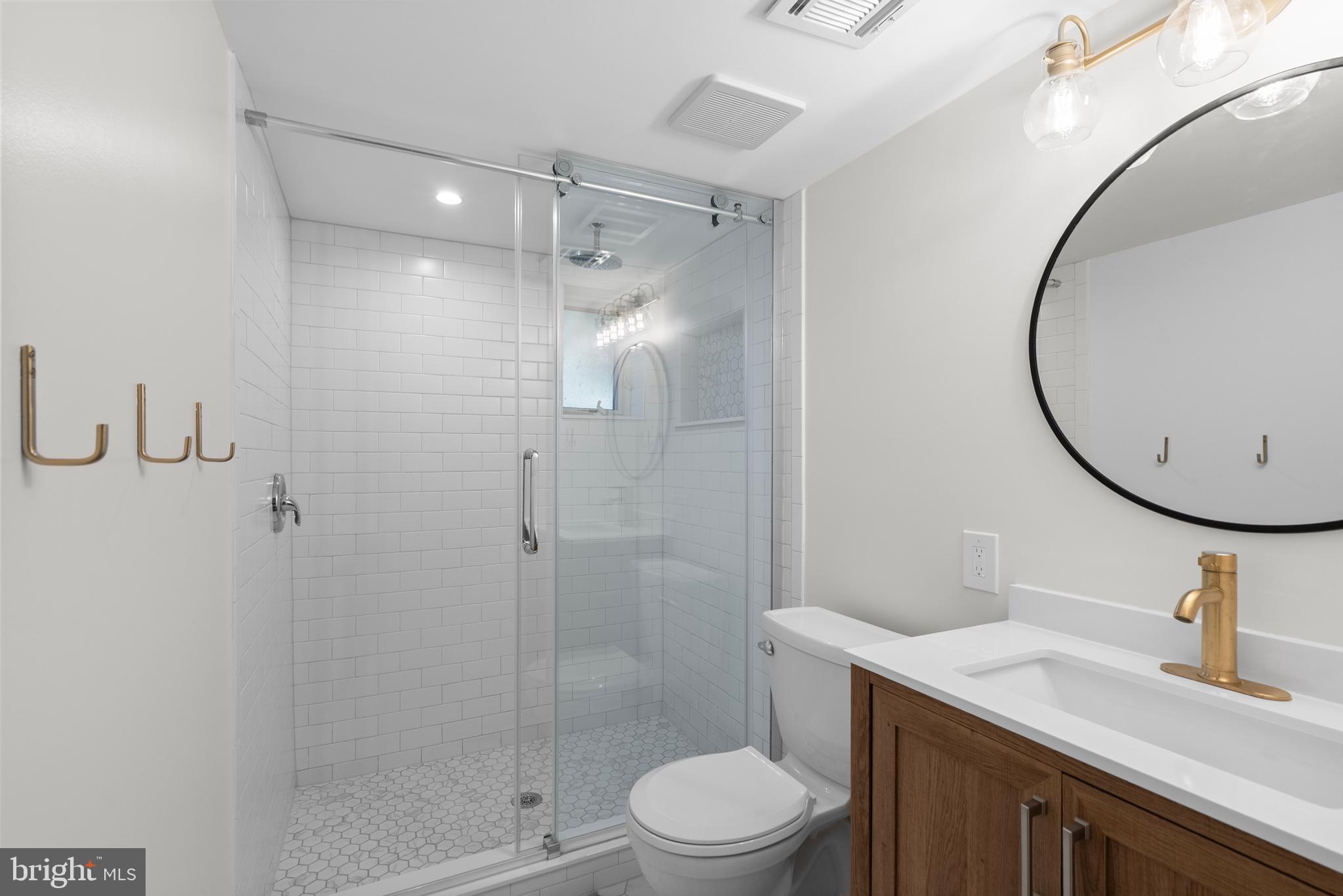 2954 Viewpoint Road Alexandria, VA 22314 - Photo 44 of 61