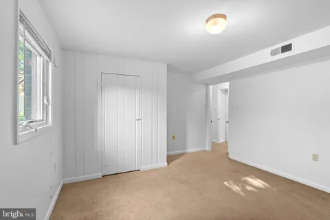 $979,000 | 2954 Viewpoint Road, Alexandria, VA 22314