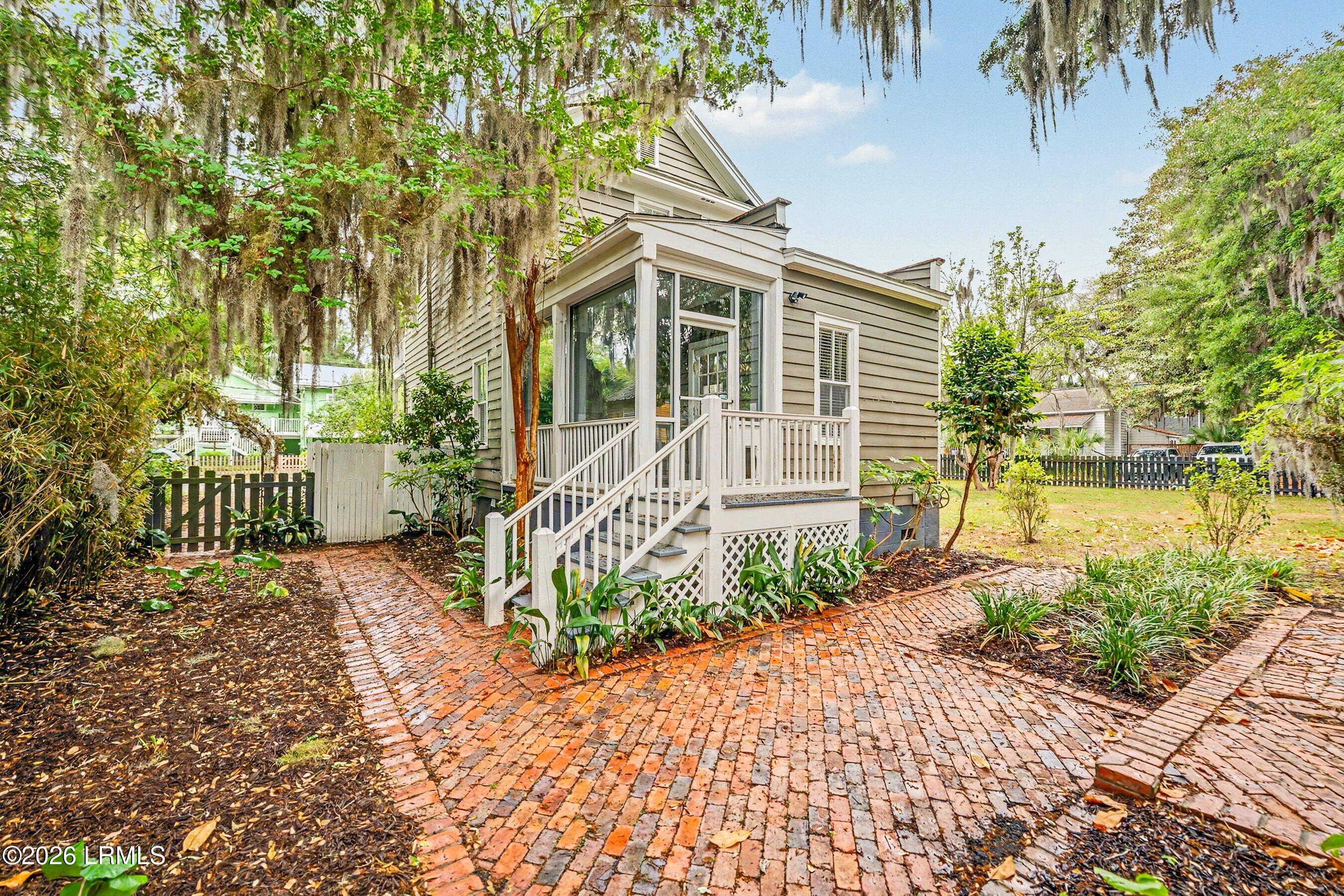 809 Duke Street Beaufort, SC 29902 - Photo 18 of 24 DSC08062-200-1.jpg-SMALL