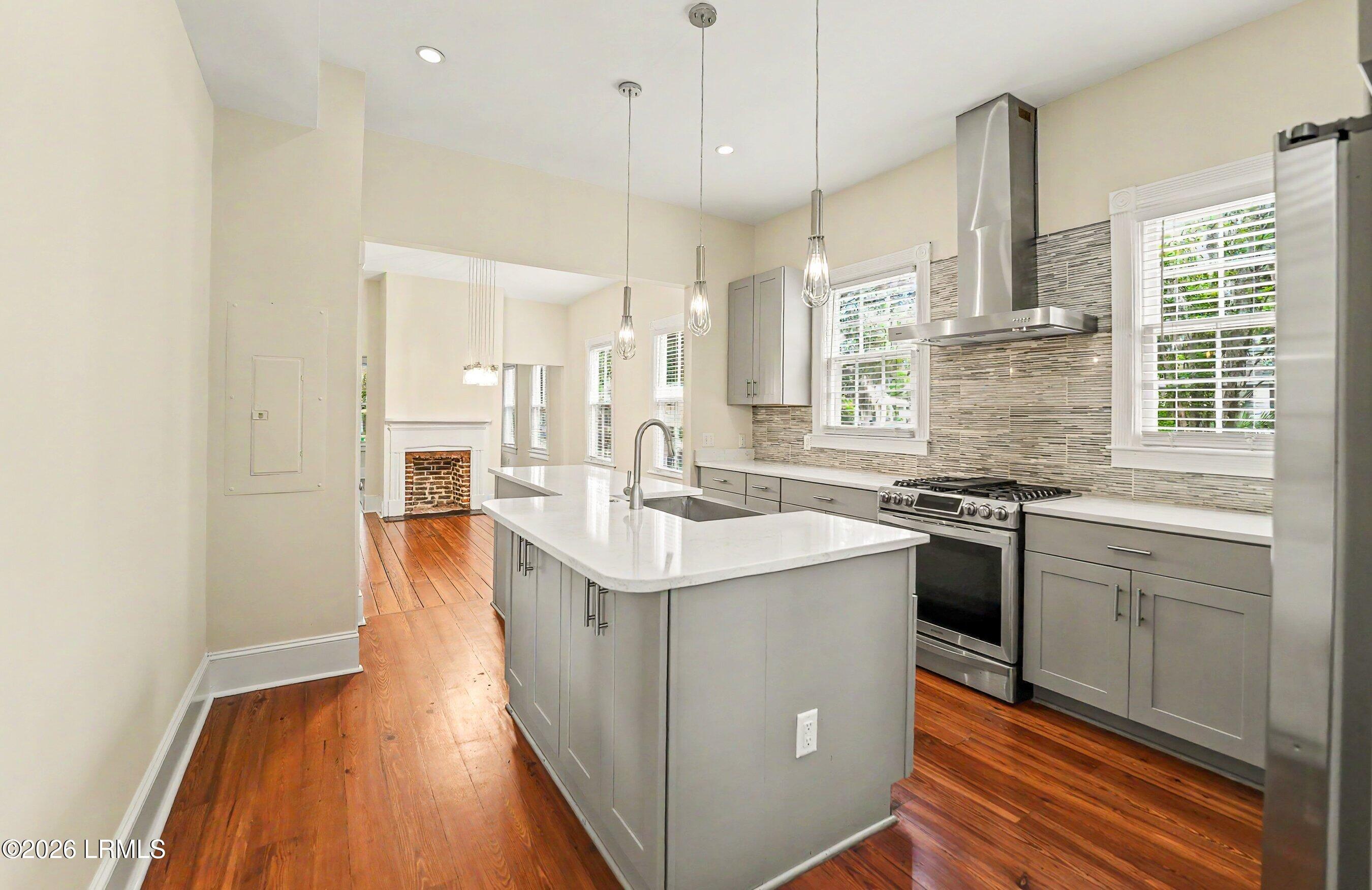 809 Duke Street Beaufort, SC 29902 - Photo 8 of 24 DSC07947-90-1.jpg-SMALL