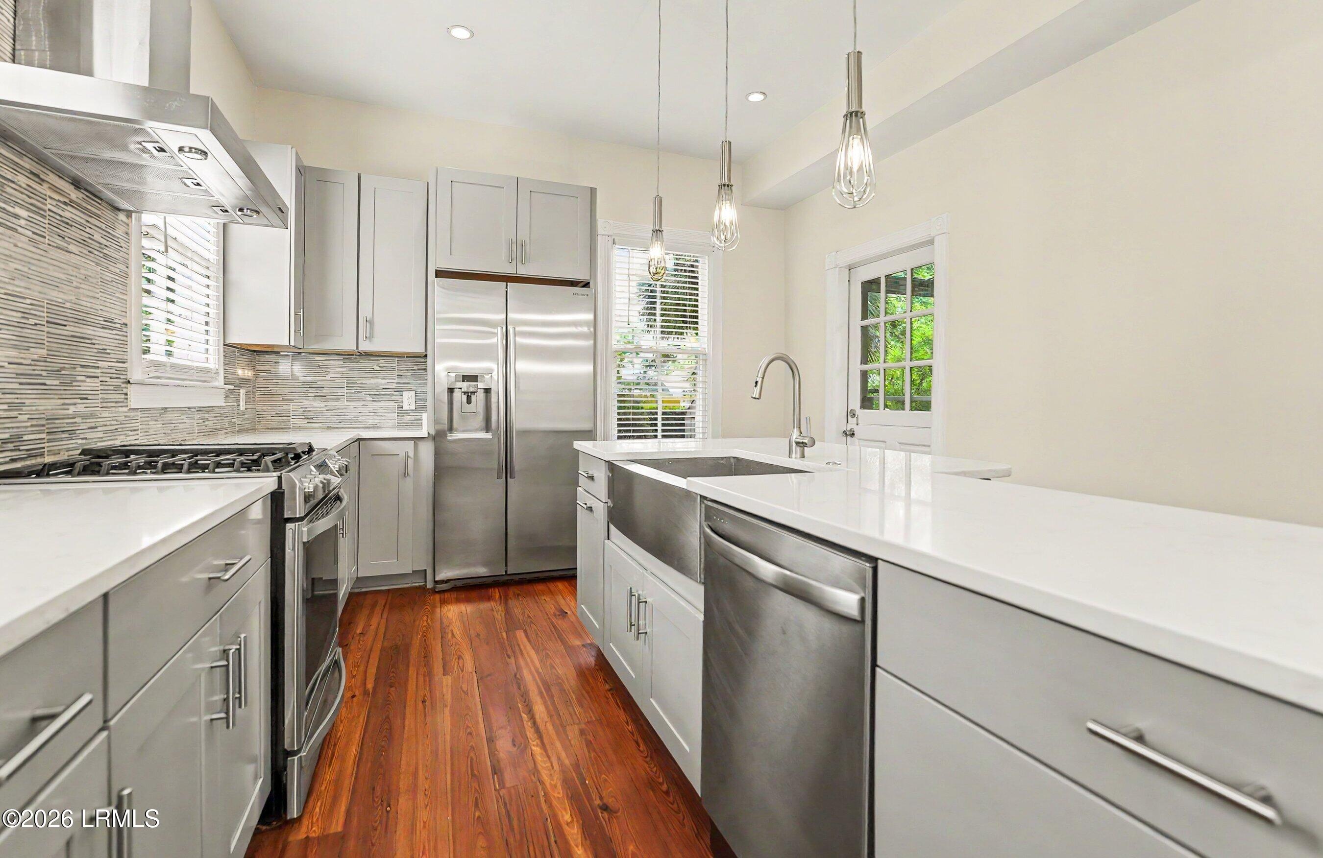 809 Duke Street Beaufort, SC 29902 - Photo 9 of 24 DSC07956-99-1.jpg-SMALL