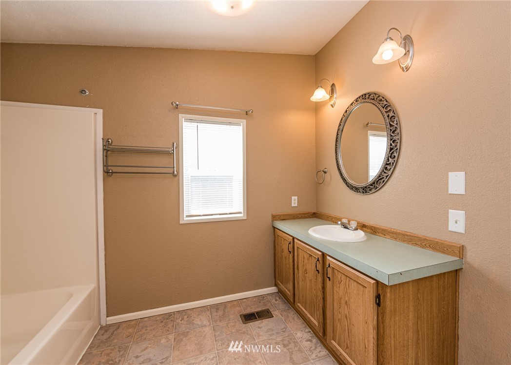 21 Libby Street Sequim, WA 98382 - Photo 12 of 31 Gallery Image 12