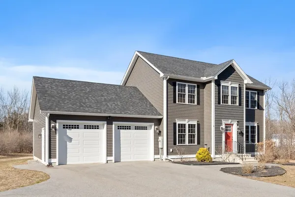 $529,900 | 4 Brooks Road, Templeton, MA 01436