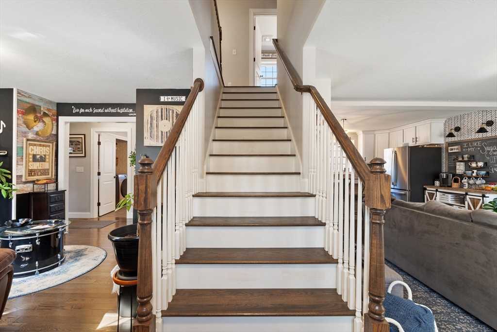 4 Brooks Road Templeton, MA 01436 - Photo 5 of 42