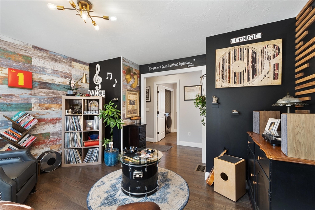 4 Brooks Road Templeton, MA 01436 - Photo 6 of 42