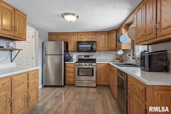 $250,000 | 3304 Ellendale Drive, Springfield, IL 62704
