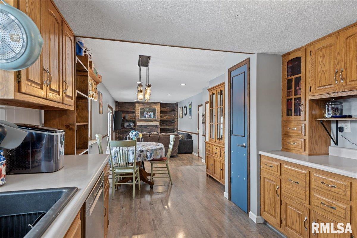 3304 Ellendale Drive Springfield, IL 62704 - Photo 12 of 37